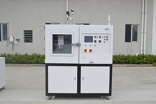 自動灌膠機.jpg 自動灌膠機.jpg