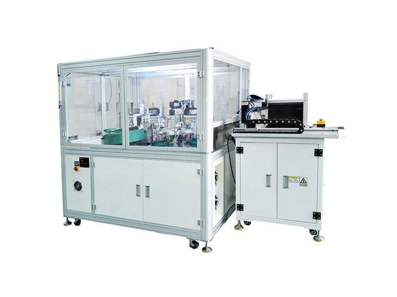 散熱器自動點膠、鎖付、組裝一體機